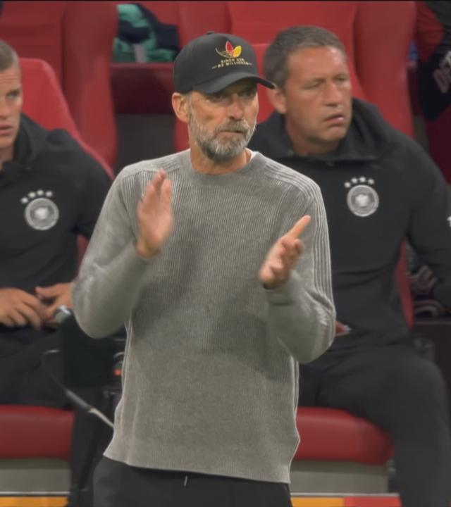 Jürgen Klopp als Trainer am Spielfeldrand
