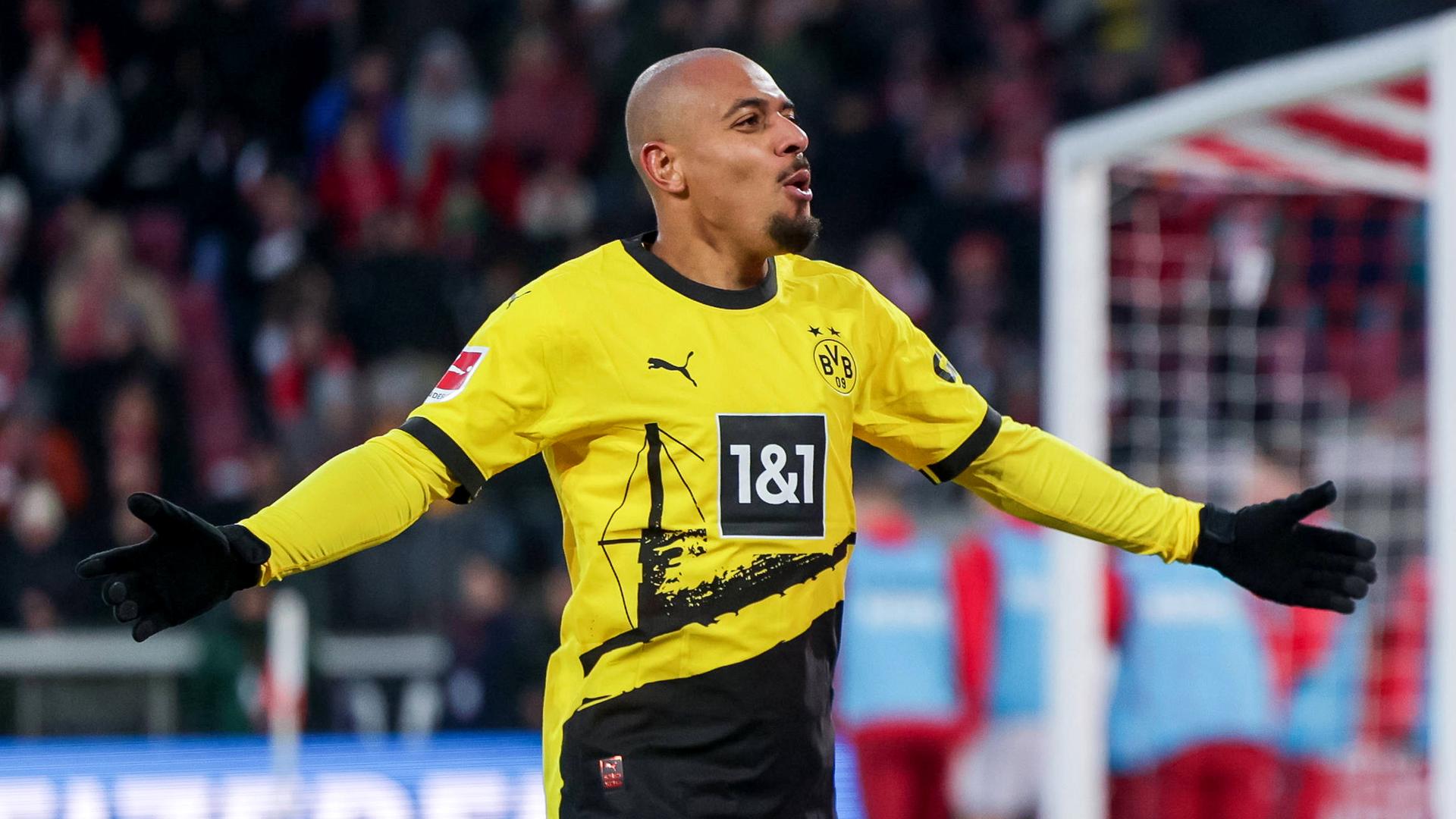 Dortmunds Donyell Malen bejubelt das Tor zum 0:3 beim Spiel gegen Köln am 20.01.2024.