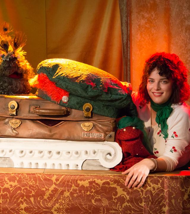 Koffers beste Freunde sind bei Rabe Rudi, Koffer und Frau Siebenstein zu Besuch.