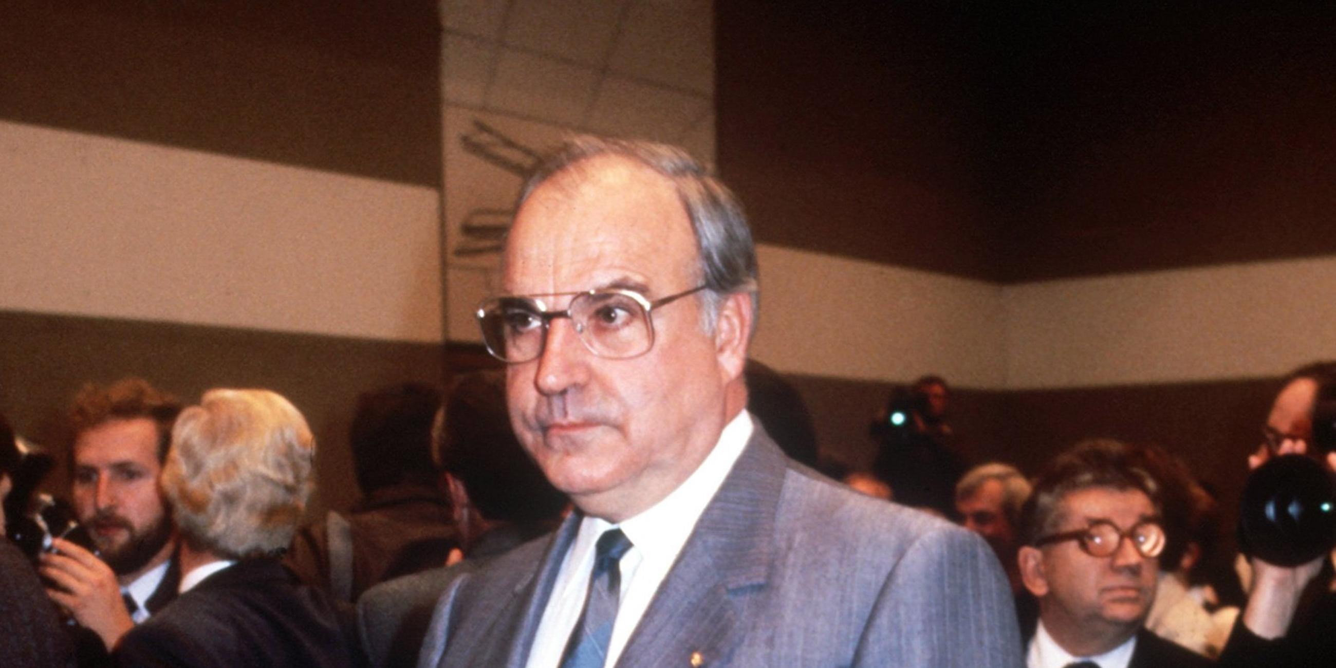 Helmut Kohl vor Flick-Untersuchungsausschuss.