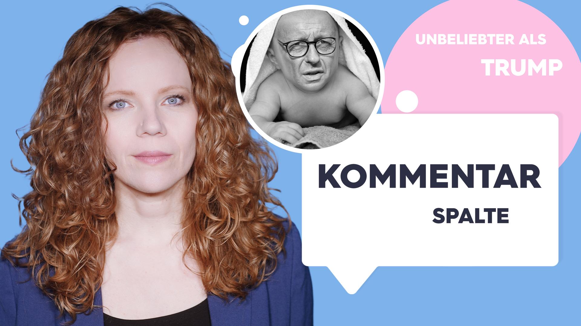 Sarah Bosetti befindet sich vor einem blauen Hintergrund. Rechts von ihr in einer Blase ist eine Fotomontage von einem Baby mit dem Kopf von Friedrich Merz zu sehen, daneben steht "Unbeliebter als Trump". In einer Sprechblase darunter steht "Kommentarspalte".