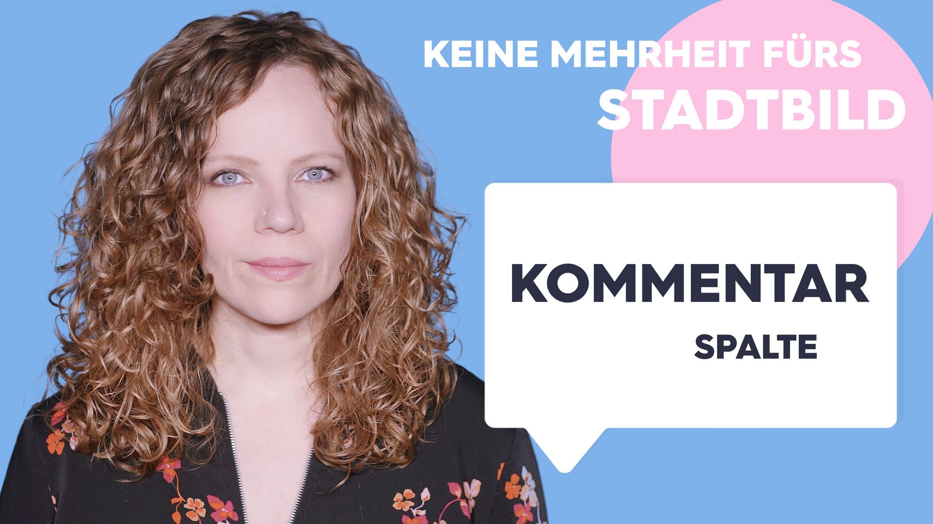 Sarah Bosetti befindet sich vor einem blauen Hintergrund. Rechts neben ihr steht "Keine Mehrheit fürs Stadtbild". In einer Sprechblase darunter steht "Kommentarspalte".