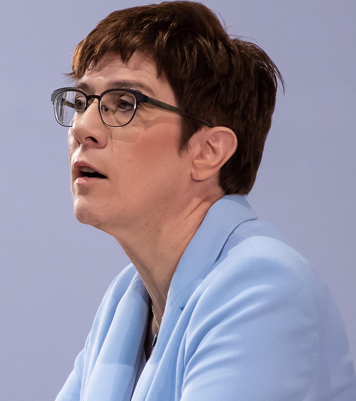Verteidigungsministerin Annegret Kramp-Karrenbauer plant Nationalen Sicherheitsrat