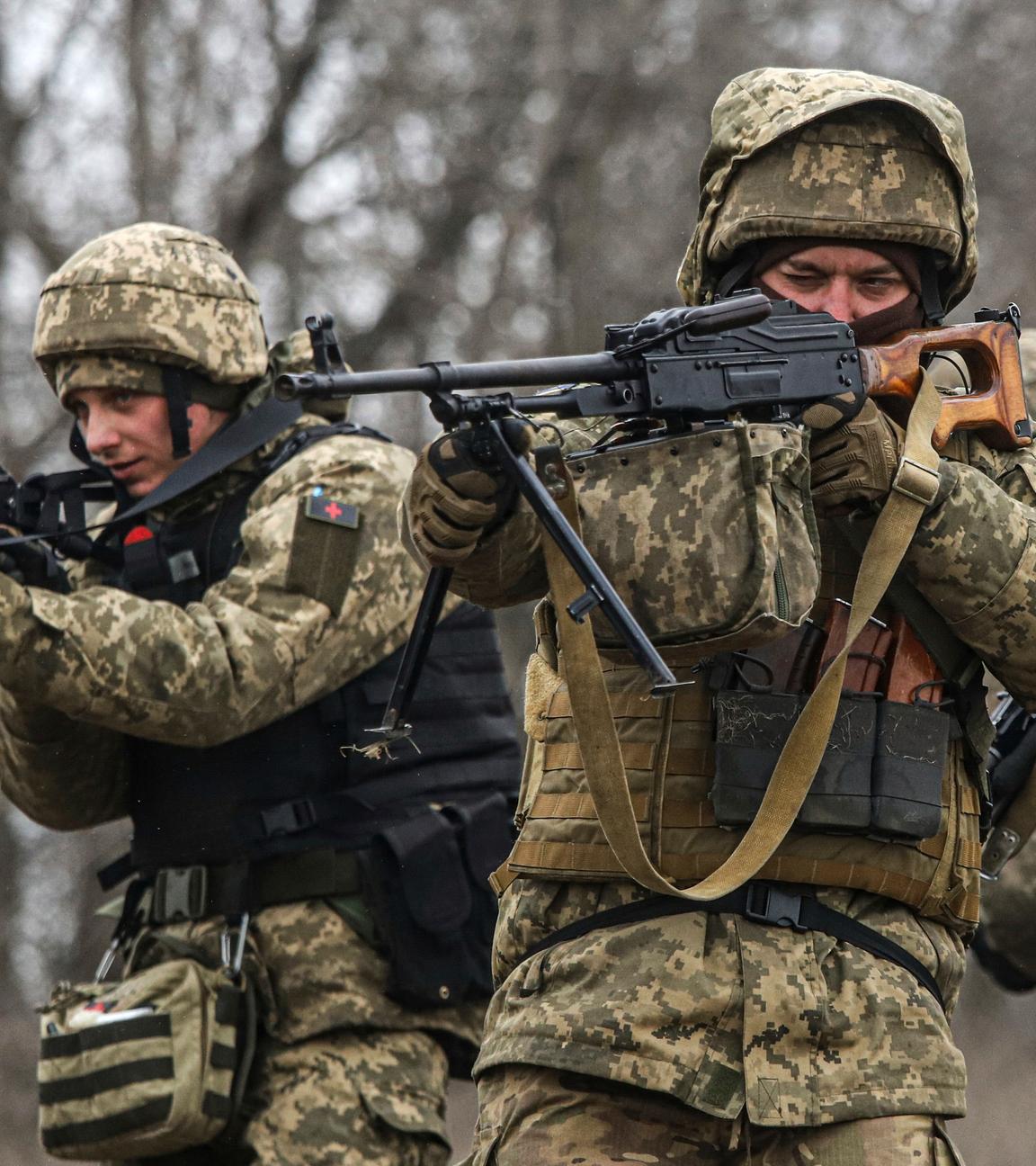 Ukrainische Soldaten nehmen an einem Kampftraining teil, aufgenommen am 23.01.2023 in Saporischschja (Ukraine)