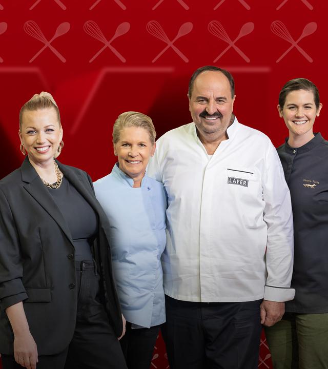 Die Küchenschlacht XXL mit Zora Klipp, Cornelia Poletto, Johann Lafer und Viktoria Fuchs.