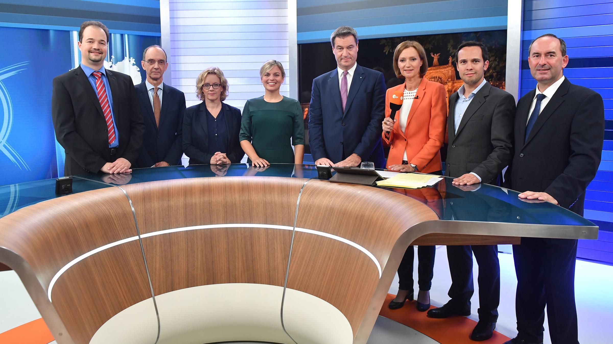 Große Diskussionsrunde im ZDF-Wahlstudio am 14.10.2018 in München