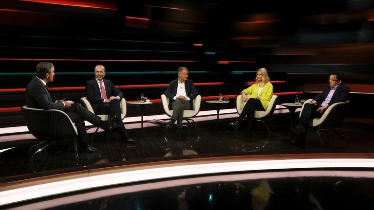 Markus Lanz ist mit seiner Talkshow seit 15 Jahren auf Sendung.