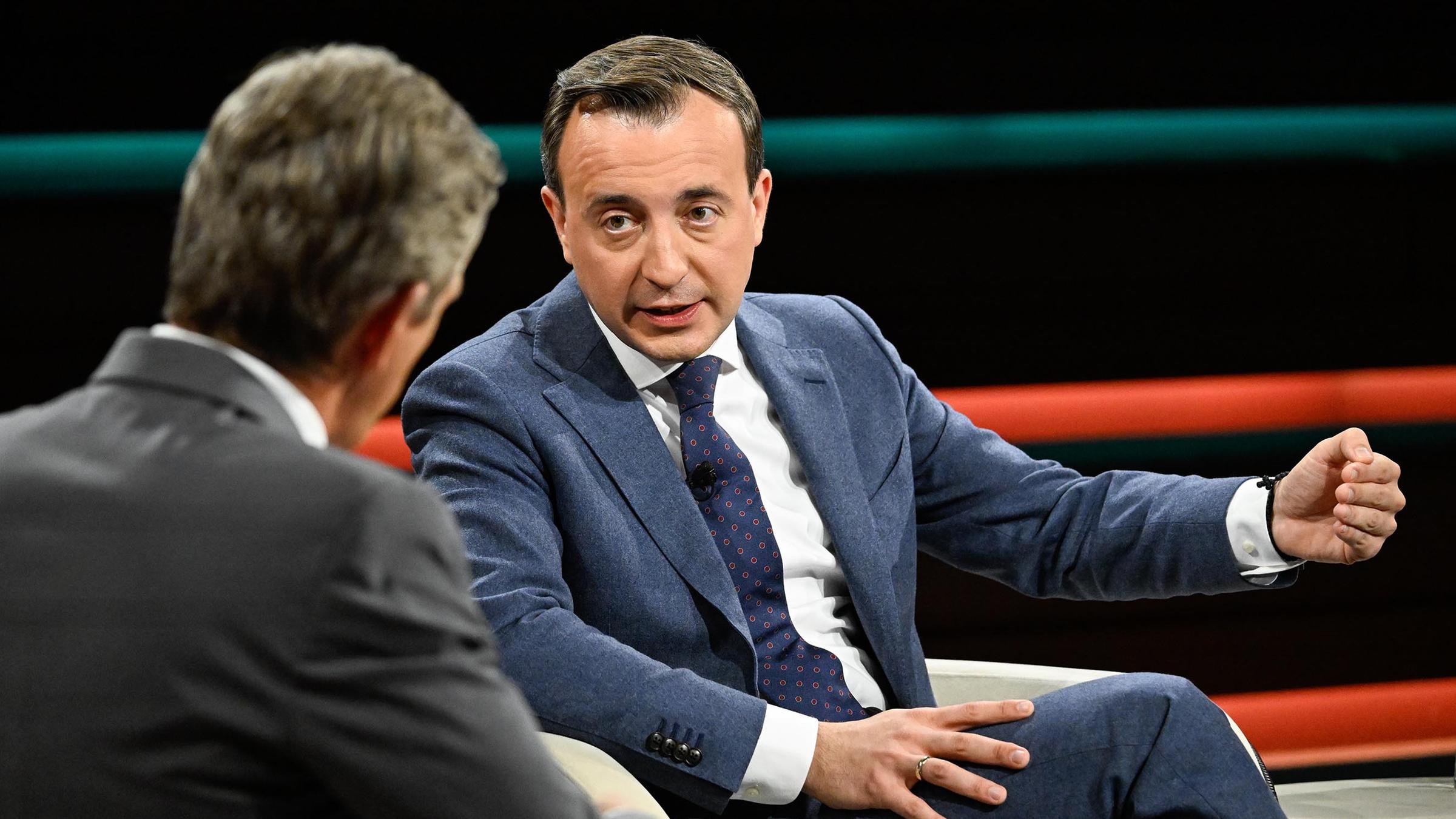 CDU-Politiker Paul Ziemiak zu Gast in der Sendung von Markus Lanz.