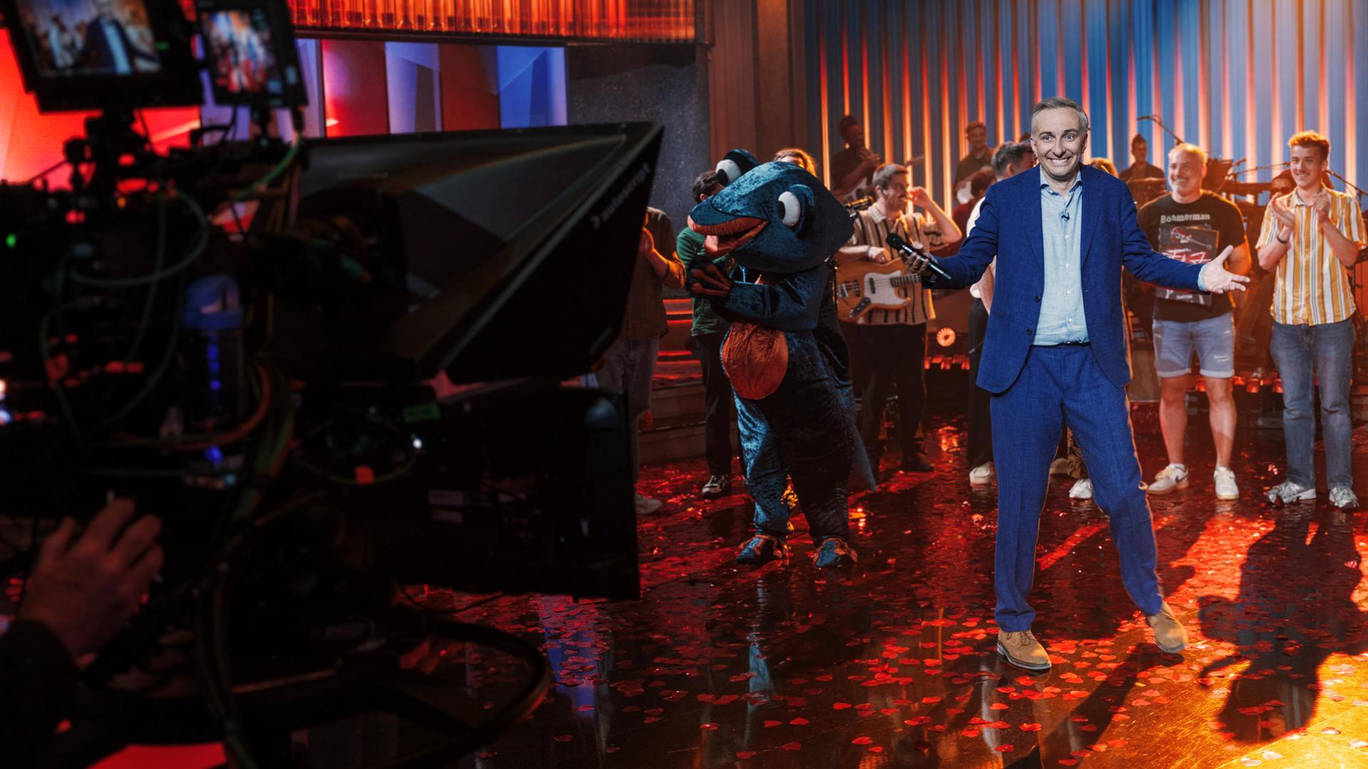 Jan Böhmermann moderiert "Lass dich überwachen"
