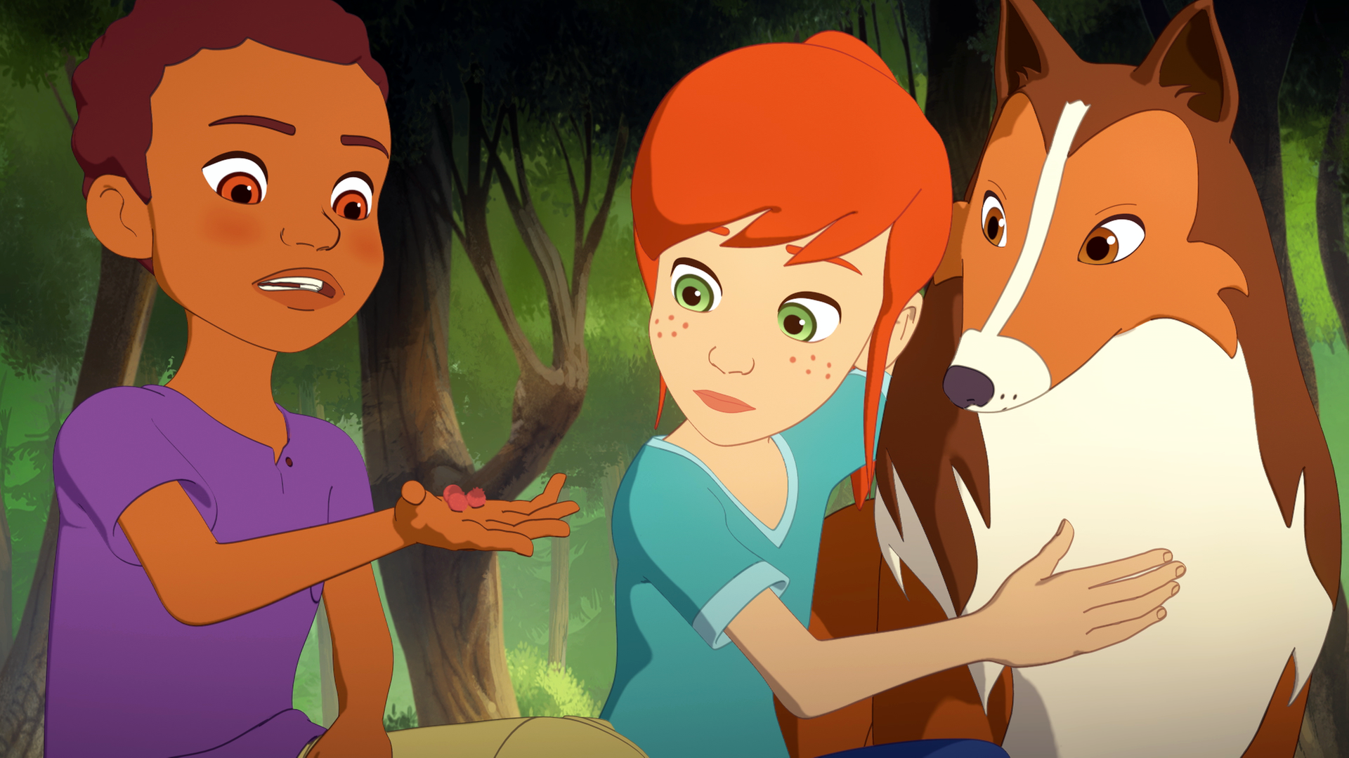 Harvey und Zoé sitzen vor einem Waldgebiet. Lassie steht neben Zoé. Alle drei schauen auf Harveys ausgestreckte Hand, in der rote Samen liegen. 