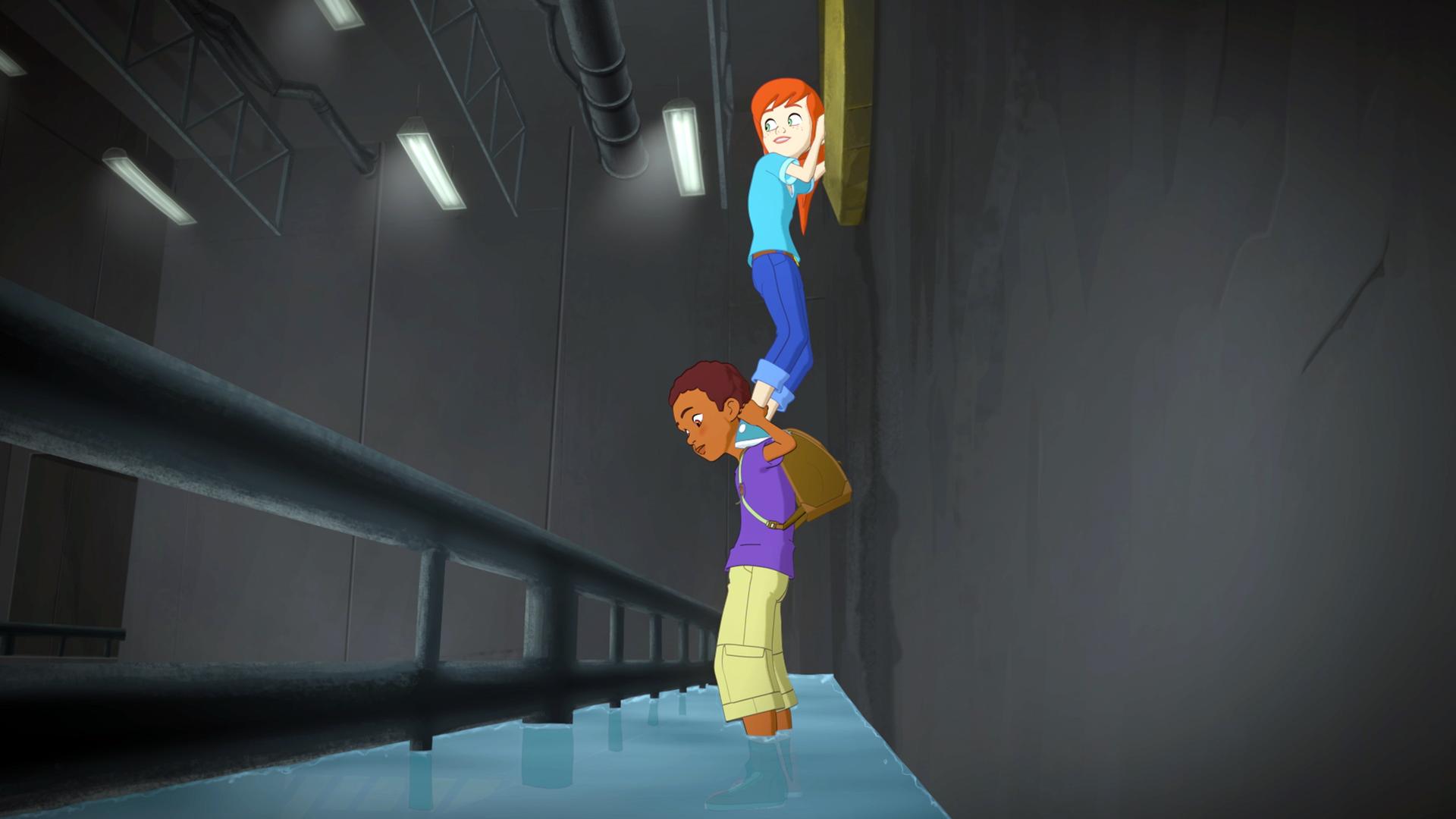 Harvey hat Zoé auf den Schultern, sie versucht, an etwas dranzukommen. Die Beiden stehen in einem unterirdischen Gang.