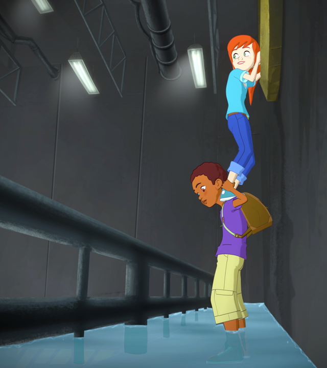 Harvey hat Zoé auf den Schultern, sie versucht, an etwas dranzukommen. Die Beiden stehen in einem unterirdischen Gang.