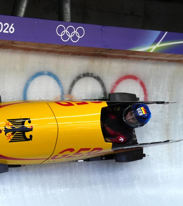 Laura Nolte im Eiskanal von Cortina in Aktion