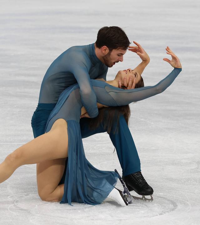 Laurence Fournier Beaudry und Guillaume Cizeron (Frankreich) im Free Dance des Eistanzes.