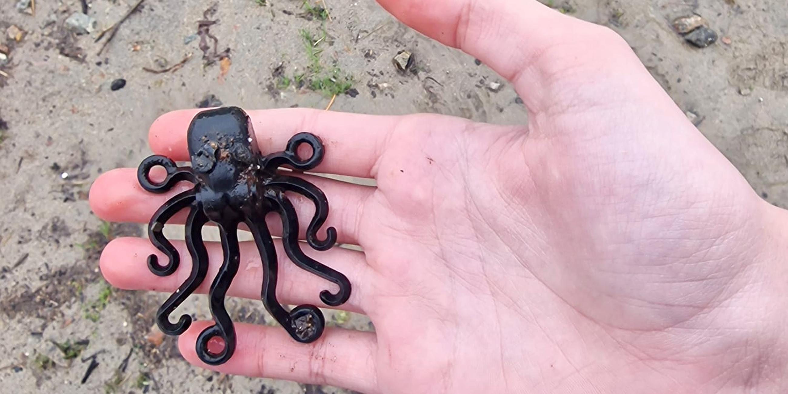 Lego-Oktopus, der in den 1990er Jahren aus einem Schiffscontainer ins Meer gefallen ist