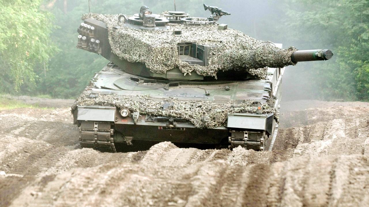 Darf Polen ohne Genehmigung Panzer liefern?