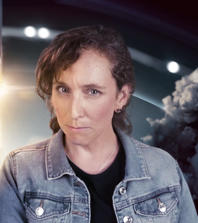 Grafik: Suzanna Randall neben Satellit