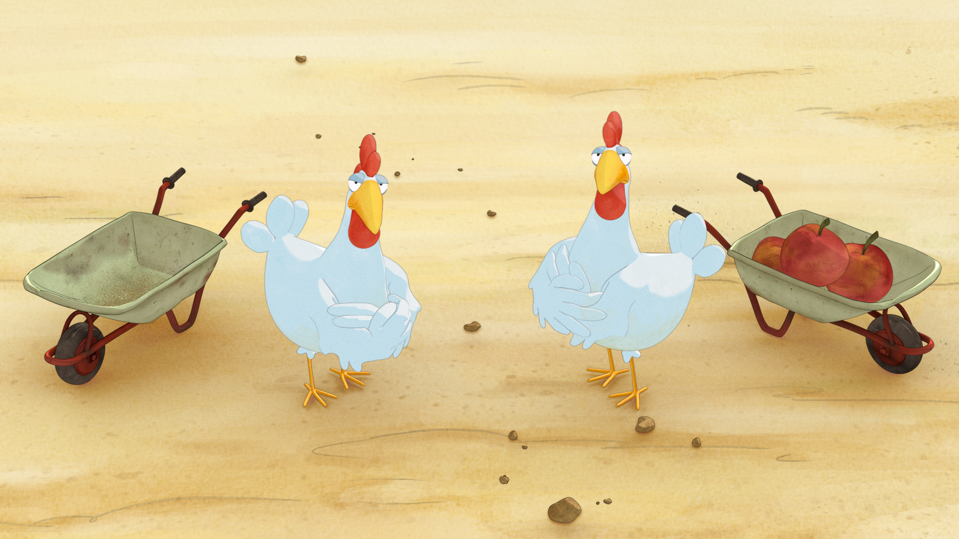 Zwei Hühner stehen neben zwei kleinen Schubkarren. Die rechte Schubkarre ist mit Äpfeln gefüllt. 