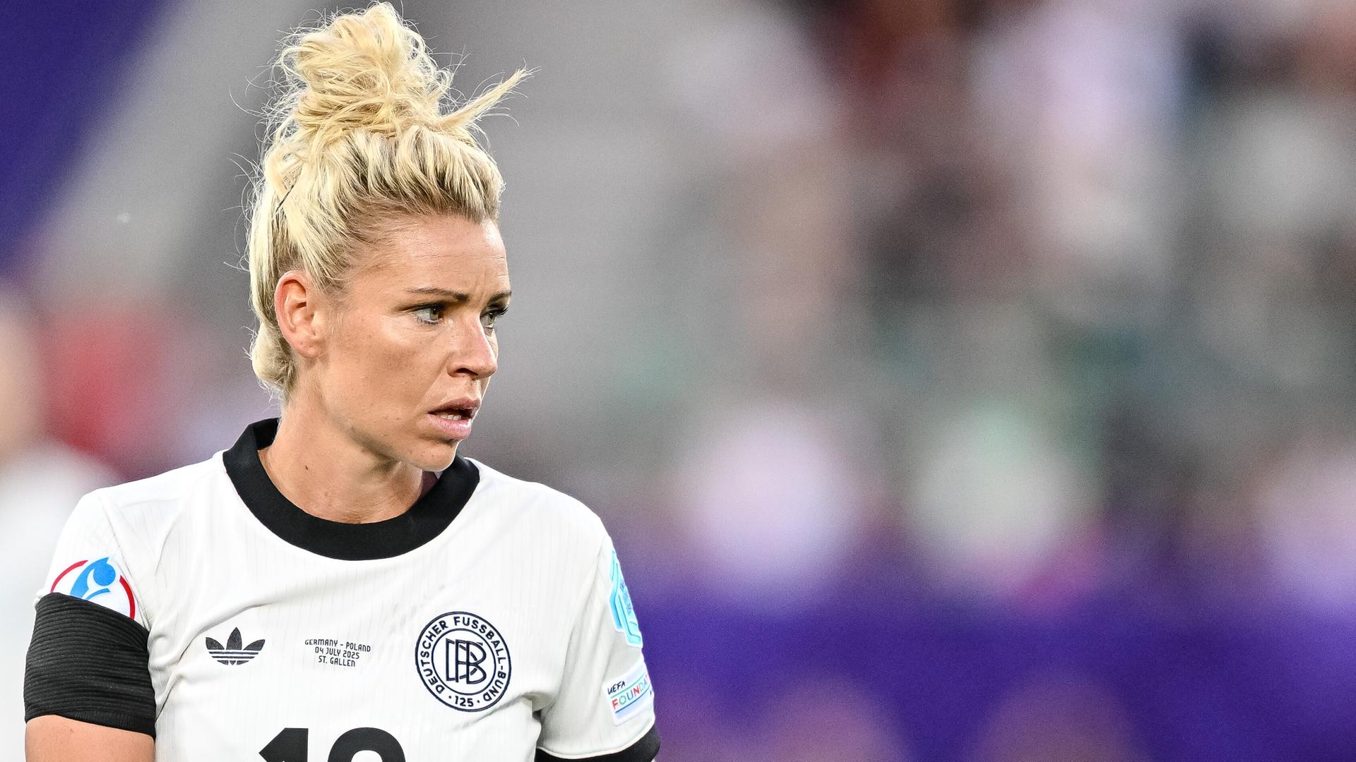 Deutschlands Linda Dallmann beim EM-Spiel gegen Polen in St. Gallen am 04.07.2025.