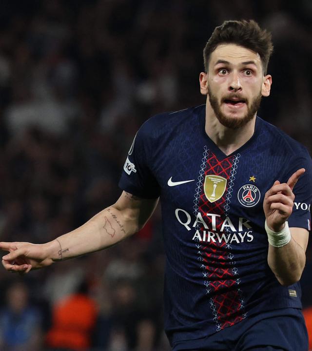 Chwitscha Kwarazchelia feiert sein Tor