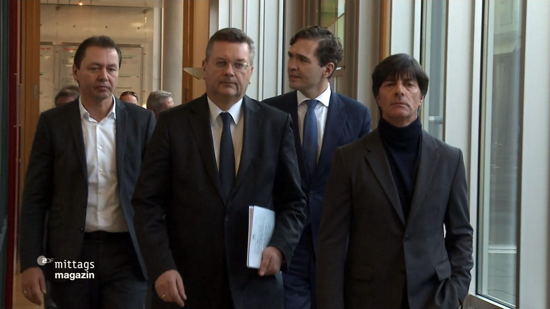 Reinhard Grindel und Joachim Löw.