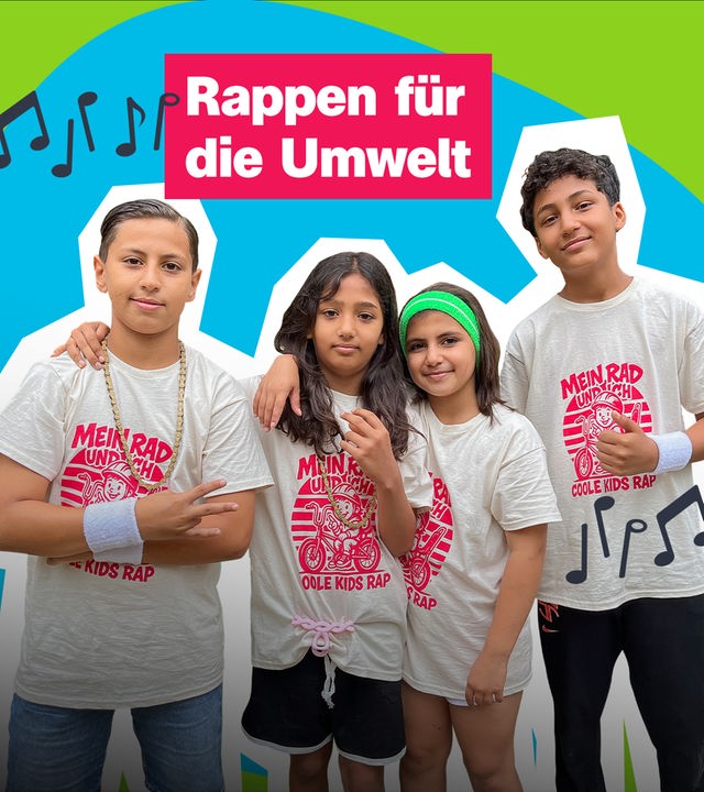 Rappende Kinder posieren