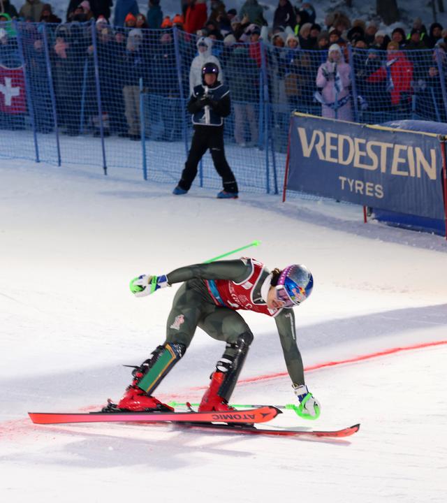 Lucas Pinheiro Braathen (BRA) in Aktion beim Herren-Slalom des Audi FIS Ski World Cup 2025/26. 