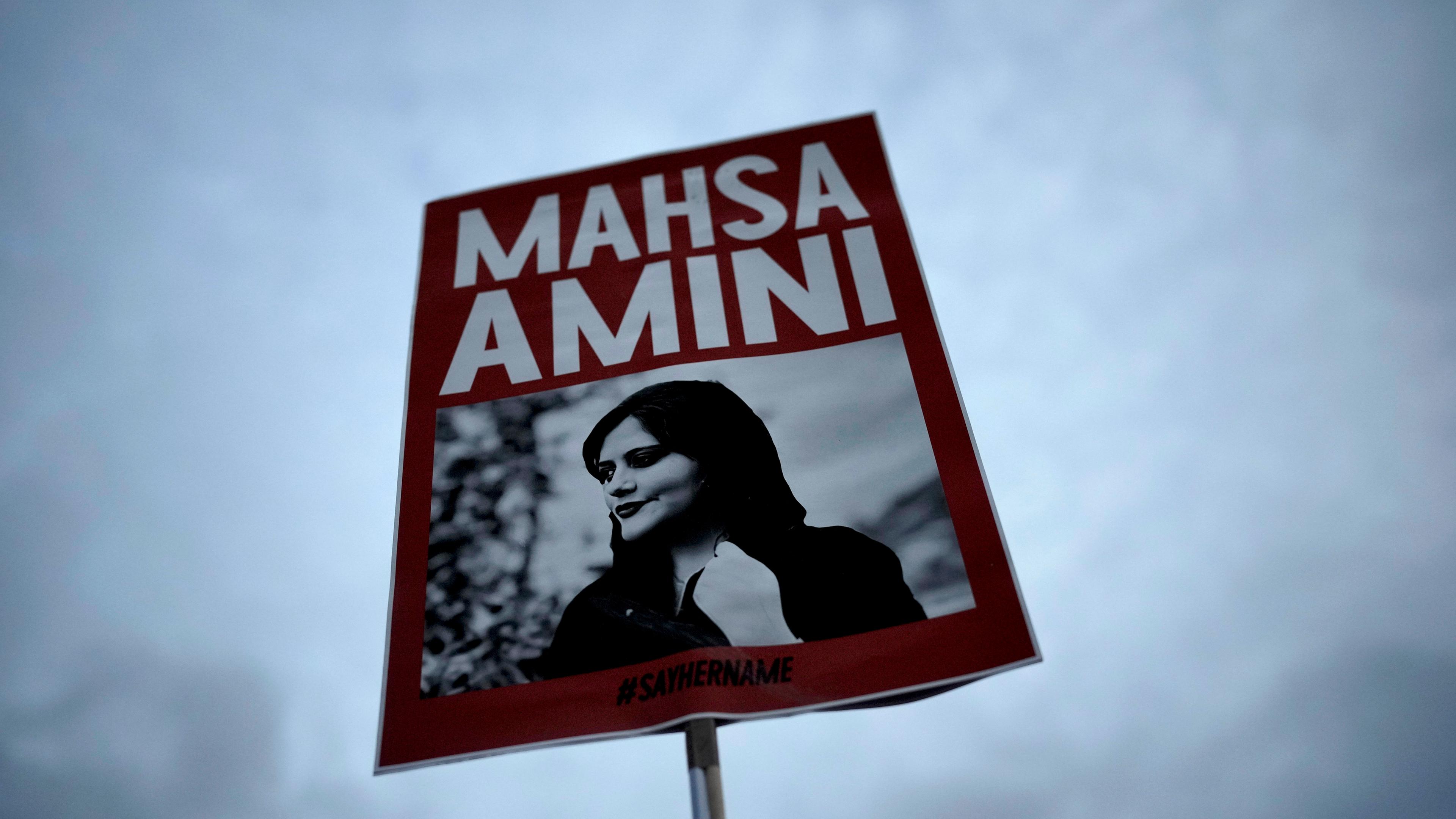 A poster resembling 22-year-old Mahsa Amini. 