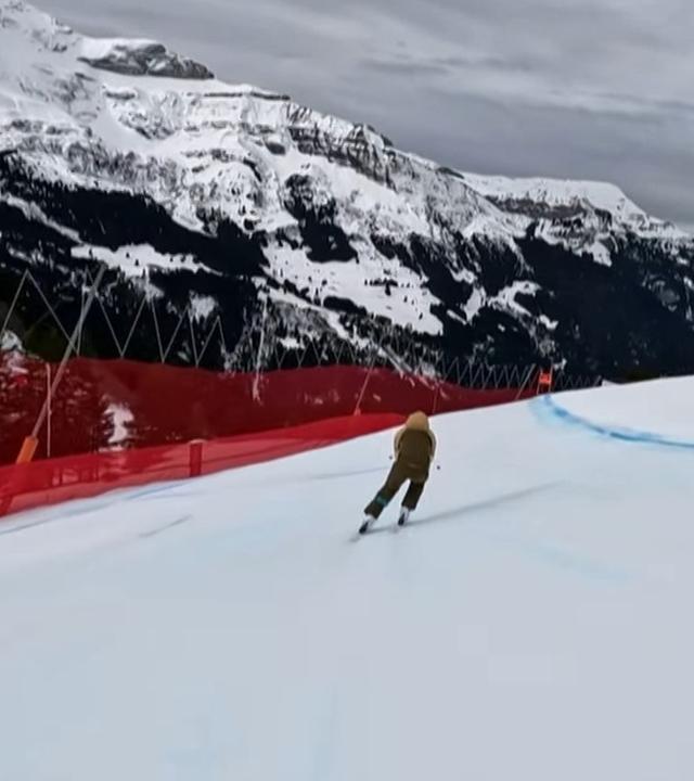 Marco Büchel befährt die Lauberhornabfahrt in Wengen