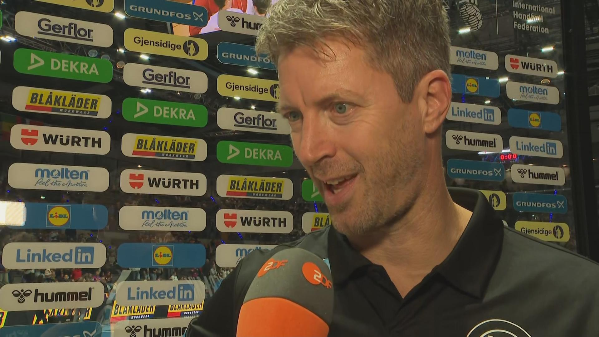 Der deutsche Frauenhandball-Bundestrainer Markus Gaugisch ist beim Interview.