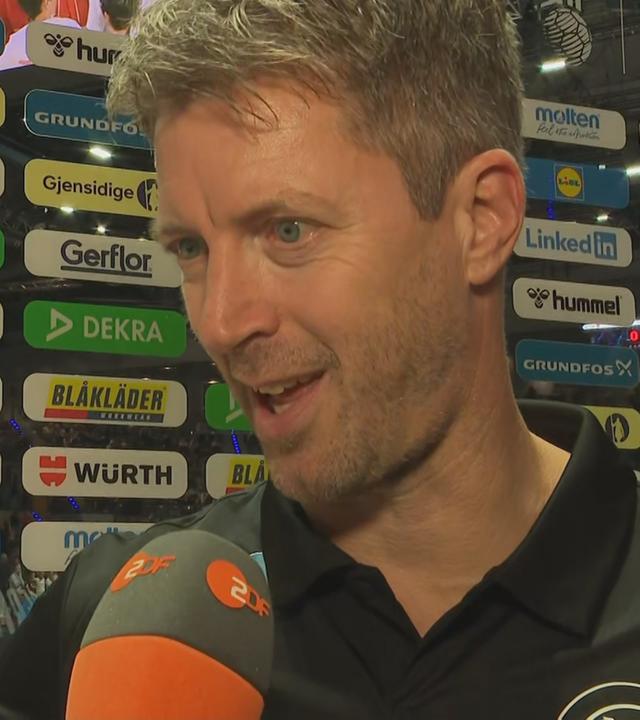 Der deutsche Frauenhandball-Bundestrainer Markus Gaugisch ist beim Interview.