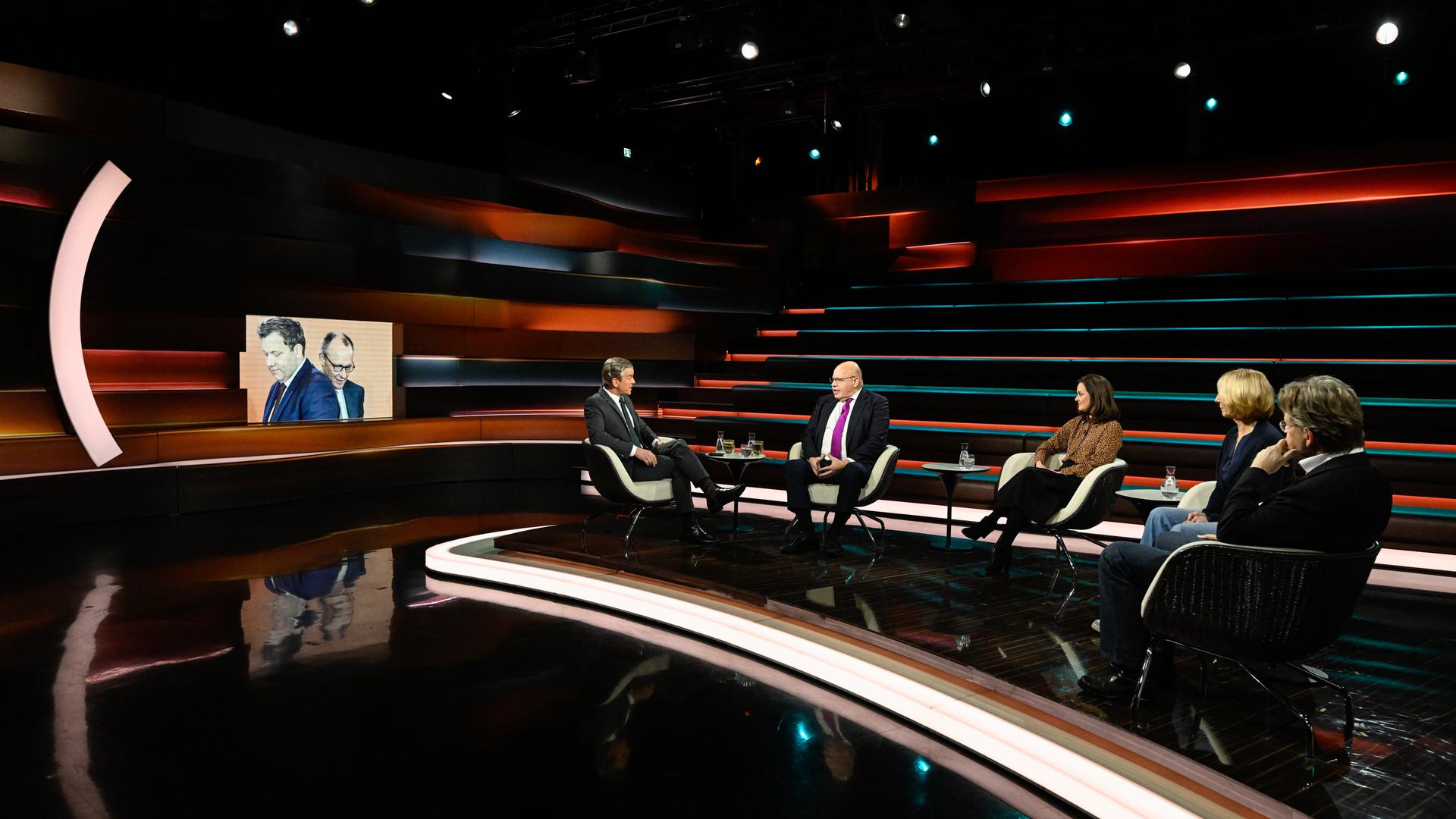 Markus Lanz vom 1. April 2026: Markus Lanz, Peter Altmaier, Julia Löhr, Katrin Eigendorf, Kai Ambos