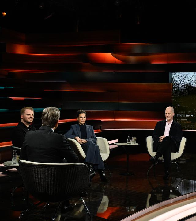 Markus Lanz vom 10. Februar 2026: Tim Klüssendorf, Markus Lanz, Dagmar Rosenfeld, Christian Mölling, Elmar Theveßen