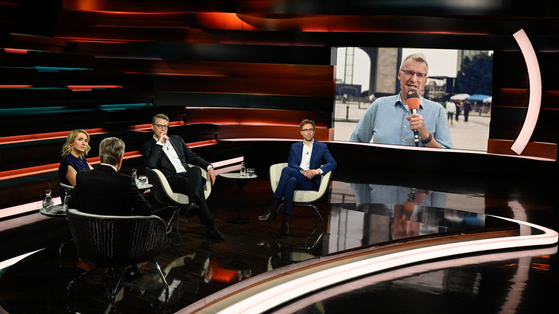 Markus Lanz vom 10. Juni 2026: Ines Schwerdtner, Markus Lanz, Markus Blume, Veit Medick, Elmar Theveßen