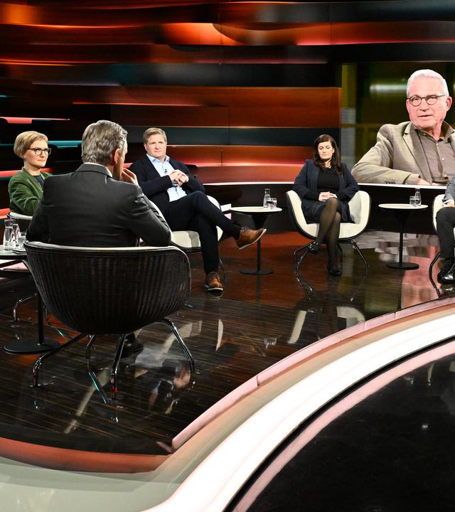 Markus Lanz vom 10. März 2026: Franziska Brantner, Markus Lanz, Michael Bröcker, Azadeh Zamirirad, Thomas Strobl, Nico Lange