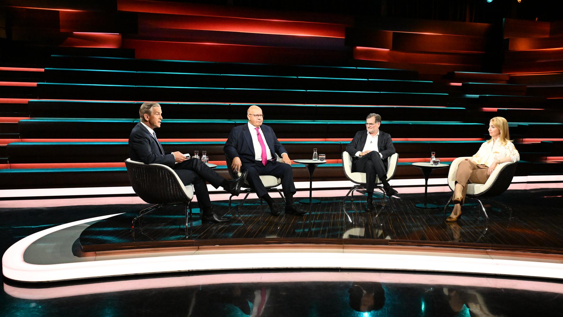 Markus Lanz vom 14. Juli 2026: Markus Lanz, Peter Altmaier, Wolfgang Schmidt, Melanie Amann