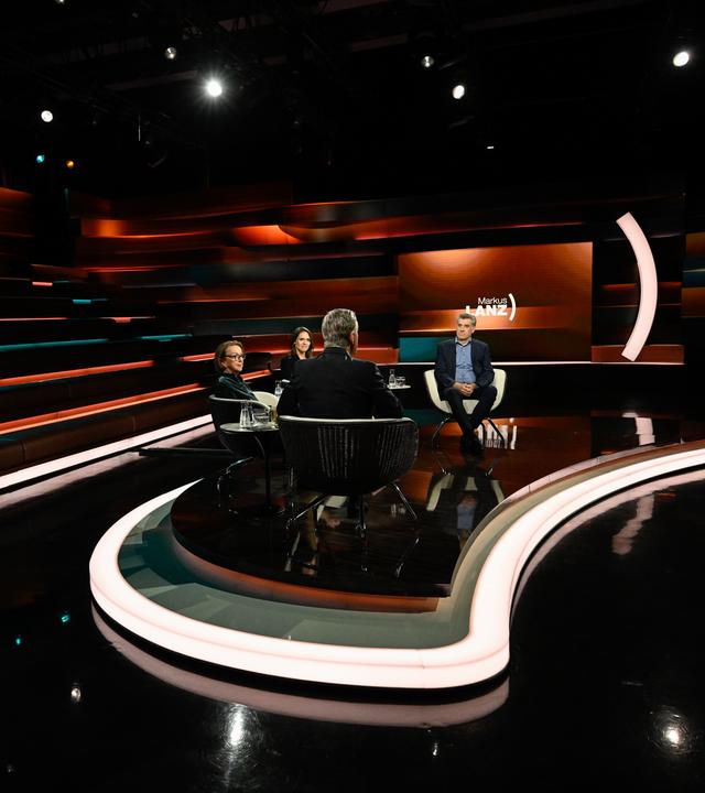 Markus Lanz vom 14. Mai 2026: Eva Umlauf, Ruth-Anne Damm, Markus Lanz, Oliver von Wrochem