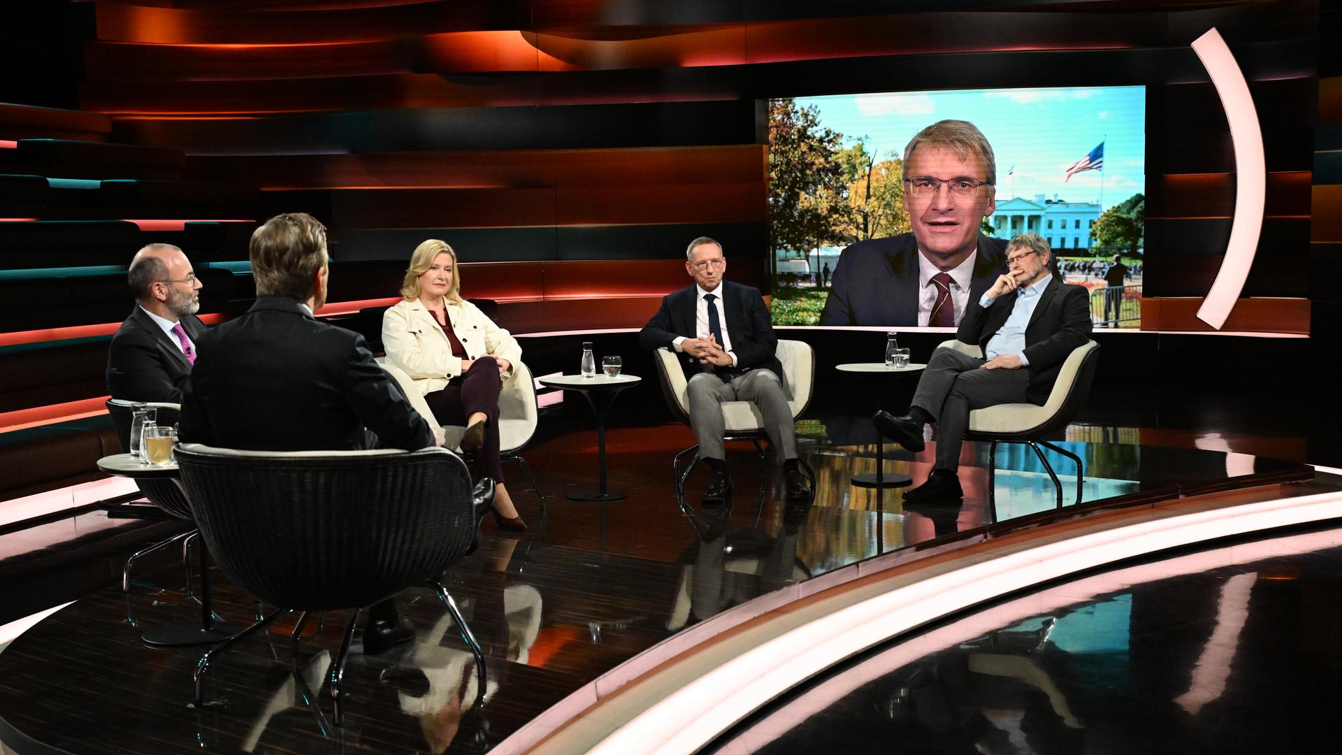 Markus Lanz vom 19. November 2025: Manfred Weber, Markus Lanz, Eva Quadbeck, Andreas Kroll, Elmar Theveßen (zugeschaltet), Michael Bau