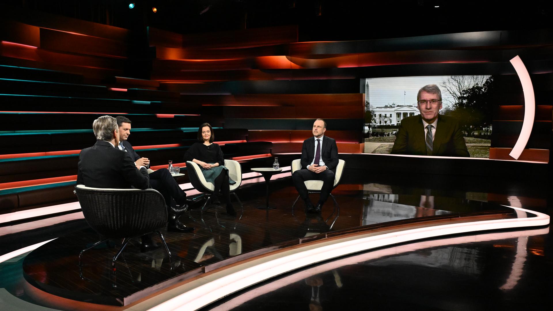 Markus Lanz vom 24. Februar 2026: Markus Lanz, Olaf Lies, Julia Löhr, Peter Neumann, Elmar Theveßen