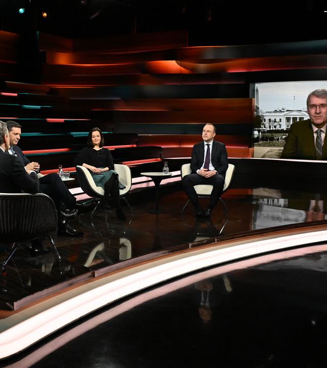 Markus Lanz vom 24. Februar 2026: Markus Lanz, Olaf Lies, Julia Löhr, Peter Neumann, Elmar Theveßen