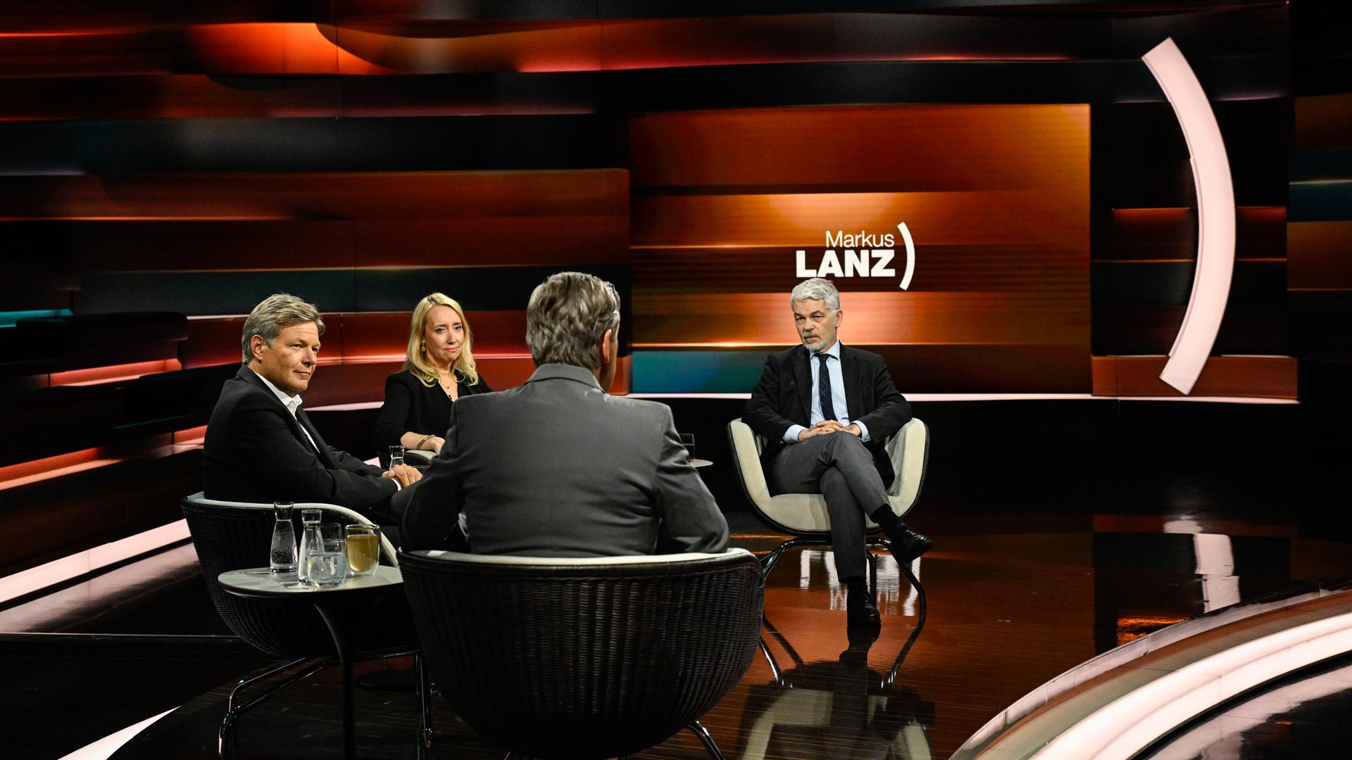 Markus Lanz vom 27. August 2025: Robert Habeck, Melanie Amann, Markus Lanz, Carlo Masala 