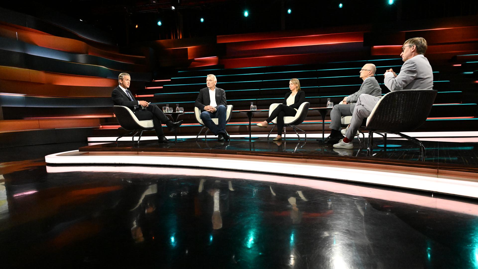 Markus Lanz vom 27. Mai 2026: Markus Lanz, Jan van Aken, Helene Bubrowski, Andrey Gurkov und Sönke Neitzel