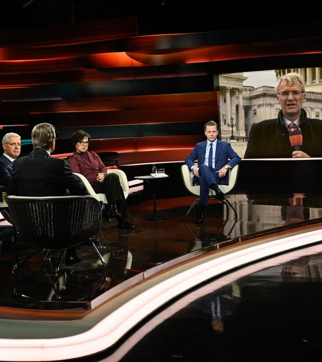 Markus Lanz vom 28. April 2026: Norbert Röttgen, Markus Lanz, Mariam Lau, Helge Fuhst, Elmar Theveßen