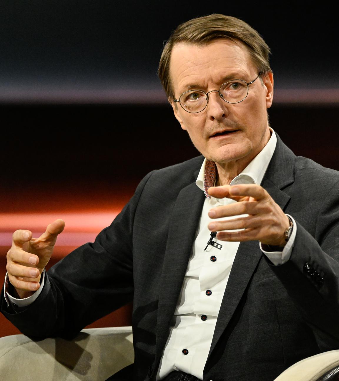 Bundesgesundheitsminster Karl Lauterbach (SPD) in der Sendung Markus Lanz am 15. Mai 2024.
