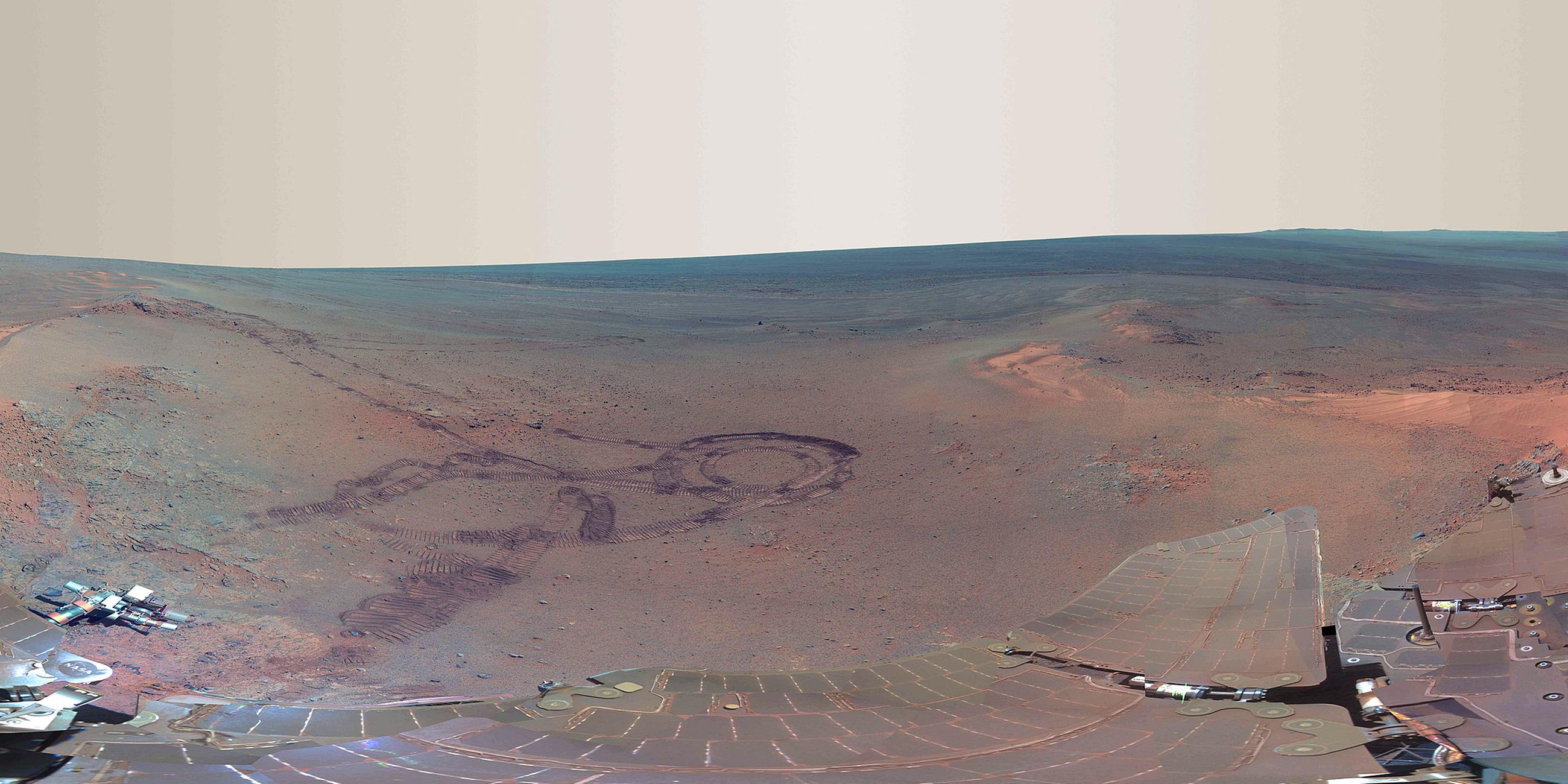 Archiv: Panorama Bild aufgenommen vom Mars-Rover "Opportunity", aufgenommen am 09.07.2012