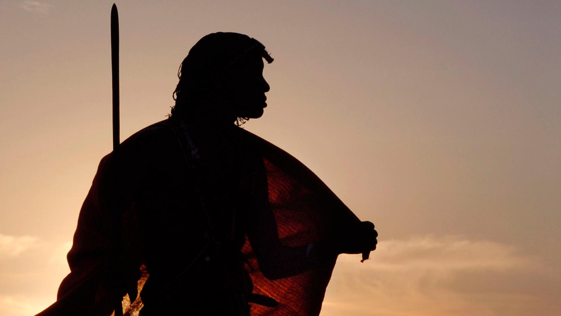 Massaikrieger im Sonnenuntergang