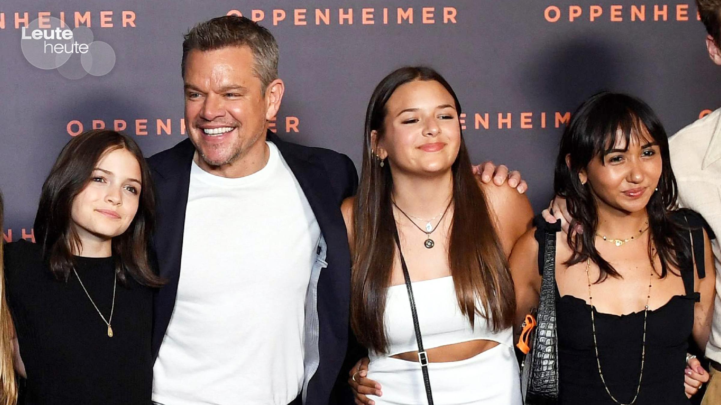 Matt Damon mit seinen Töchtern.