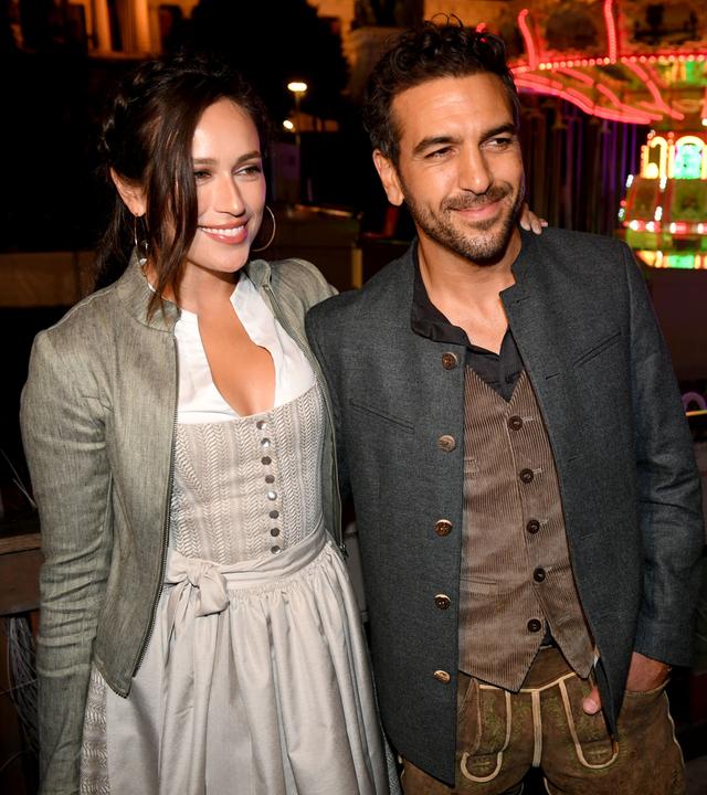 Elias M´Barek und Jessica auf dem Oktoberfest 2022 