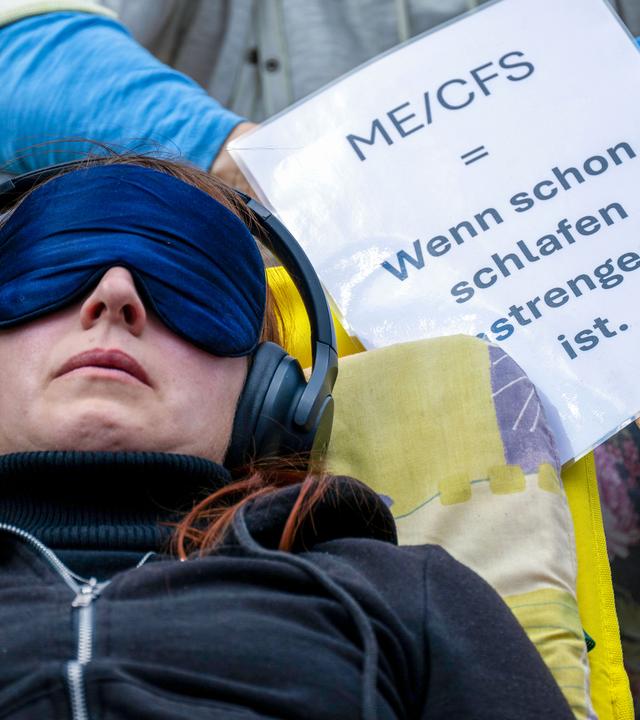 «Liegend-Demos» zum «International ME/CFS Awareness Day»