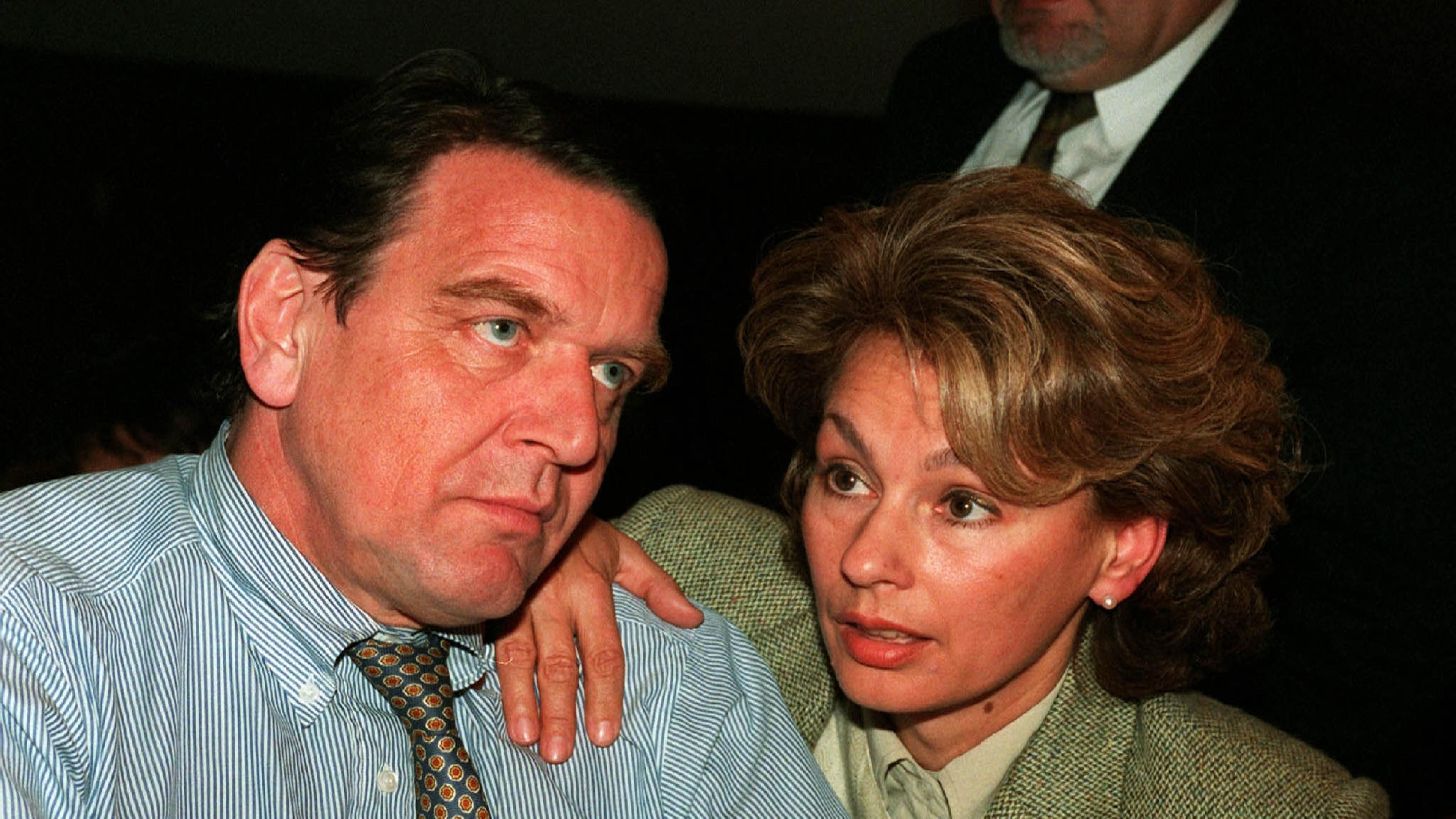 Gerhard und Hiltrud Schröder auf dem SPD-Parteitag in Mannheim 1995